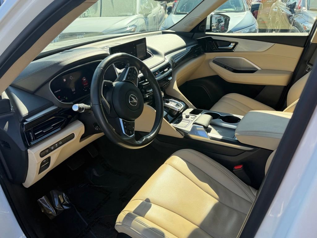 Used 2023 Acura MDX SH-AWD w/ Technology Package image 22