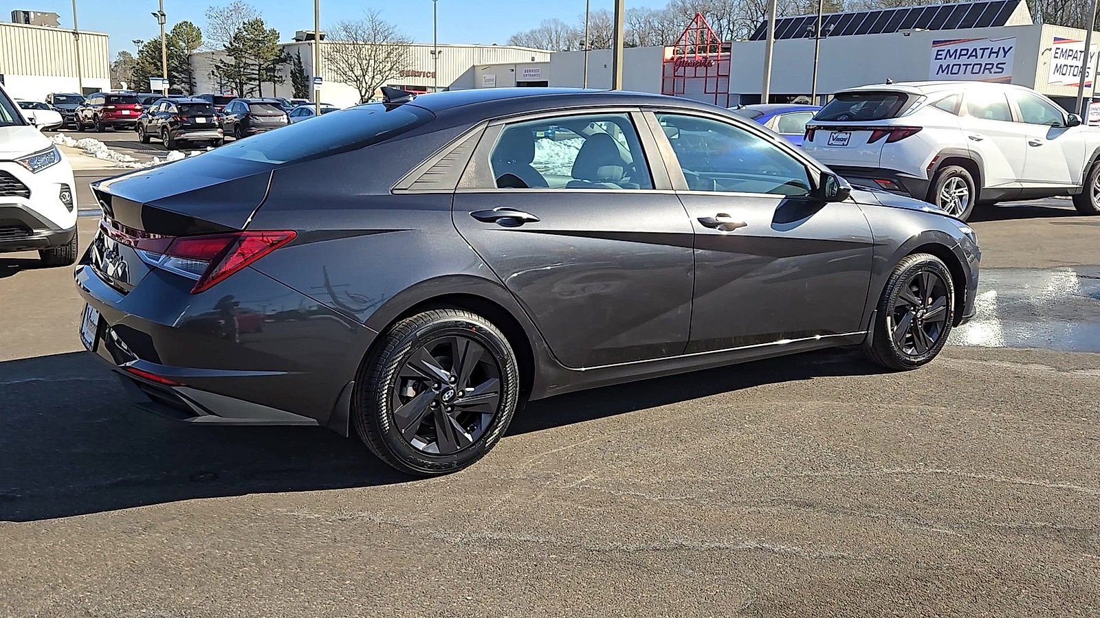 Certified 2022 Hyundai Elantra SEL image 8