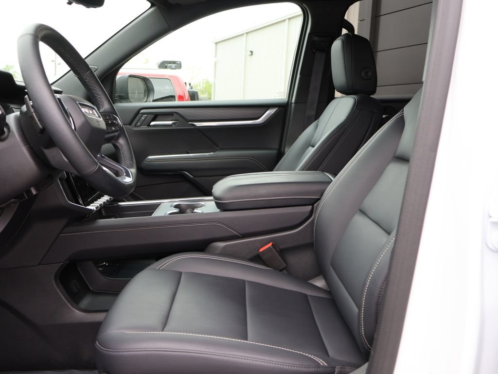 Used 2026 GMC Acadia Elevation w/ Elevation Premium Package AWD/4WD image 24