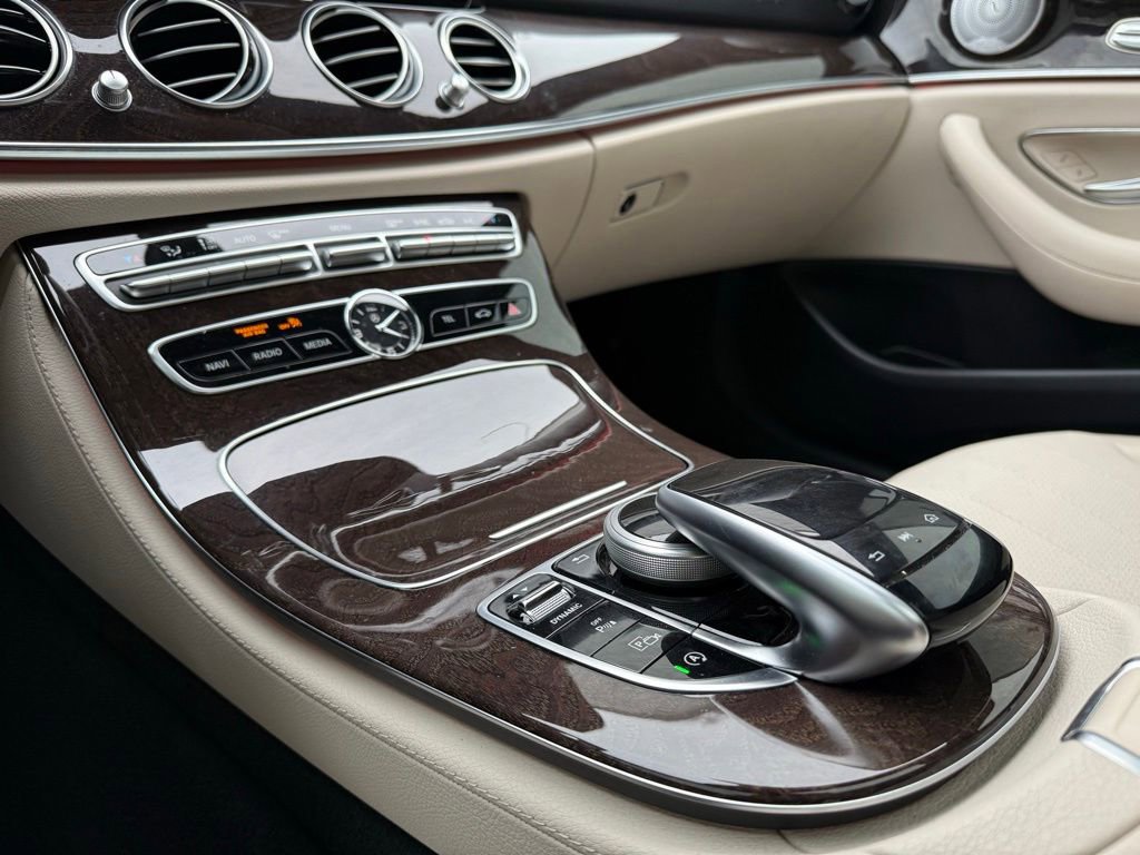Used 2019 Mercedes-Benz E 300 w/ Premium 1 Package image 13