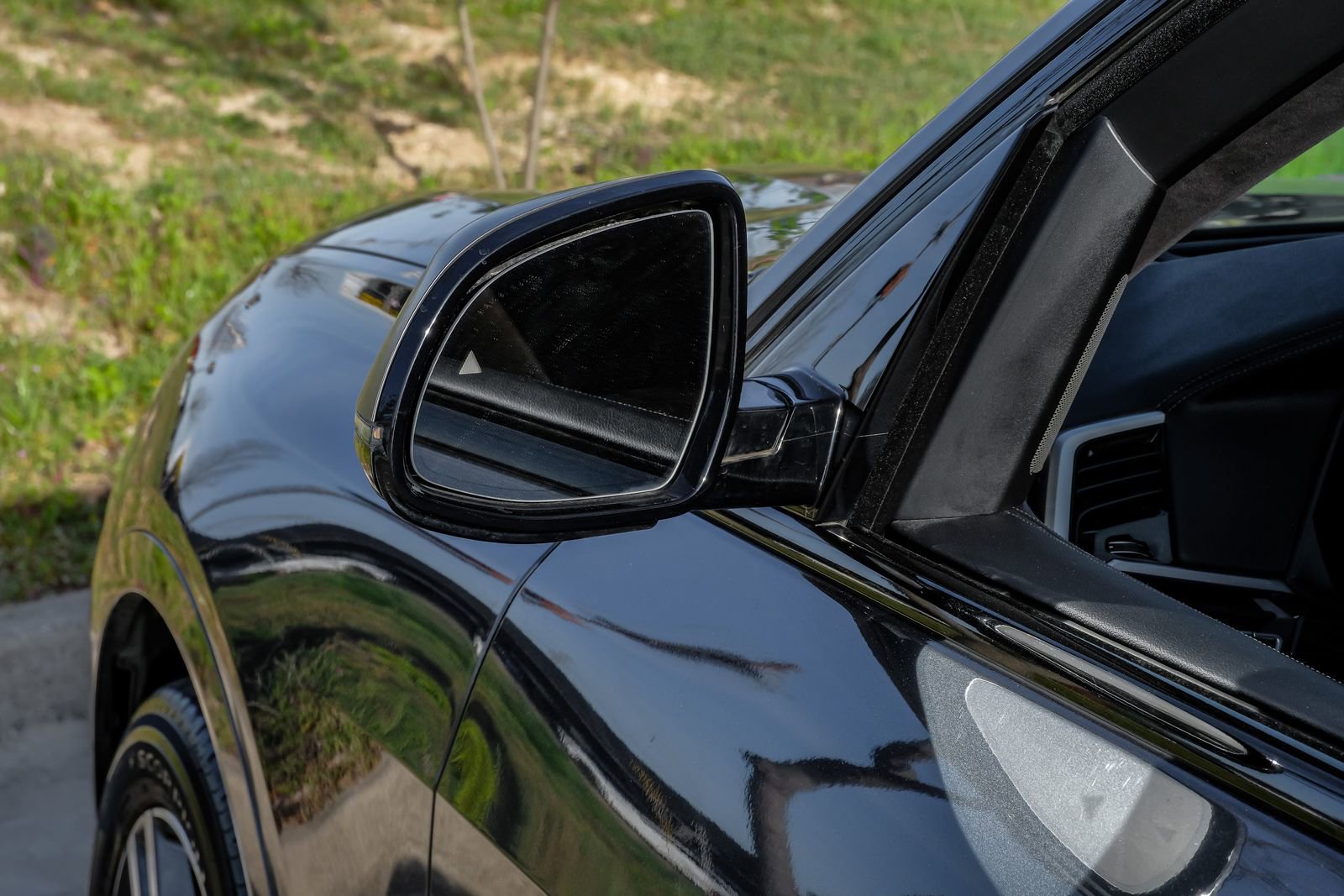 Used 2021 BMW X7 M50i w/ Executive Package image 48