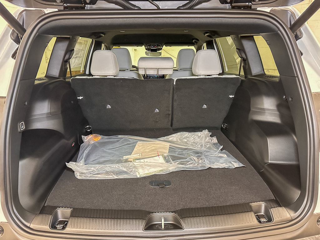 New 2026 Jeep Cherokee Limited AWD/4WD image 13
