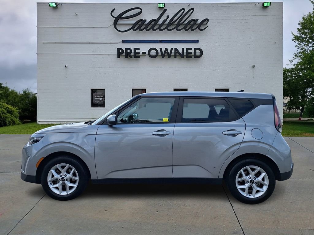 Used 2024 Kia Soul LX w/ Option Group 015 image 5