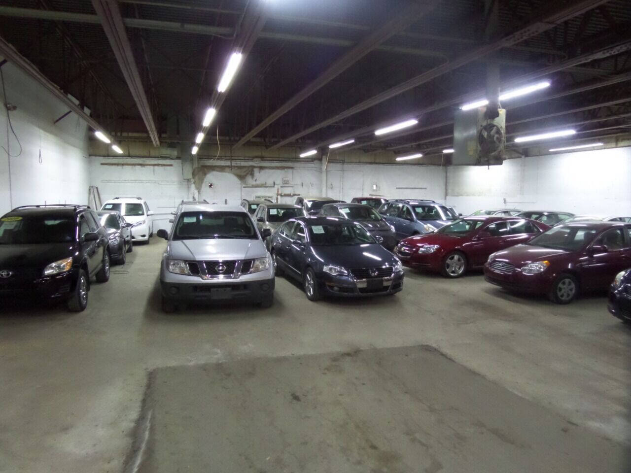 Used 2011 Chevrolet Malibu LS FWD image 40
