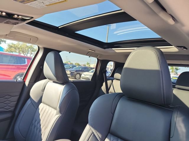 New 2026 Mitsubishi Outlander SEL FWD image 21