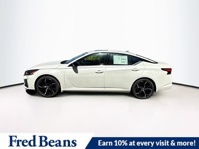 New 2025 Nissan Altima 2.5 SR w/ SR Premium Package FWD image 3