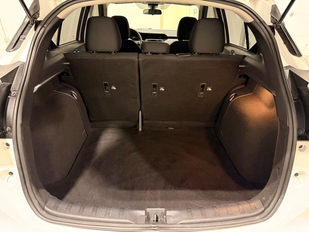 Used 2023 Nissan Kicks S image 10