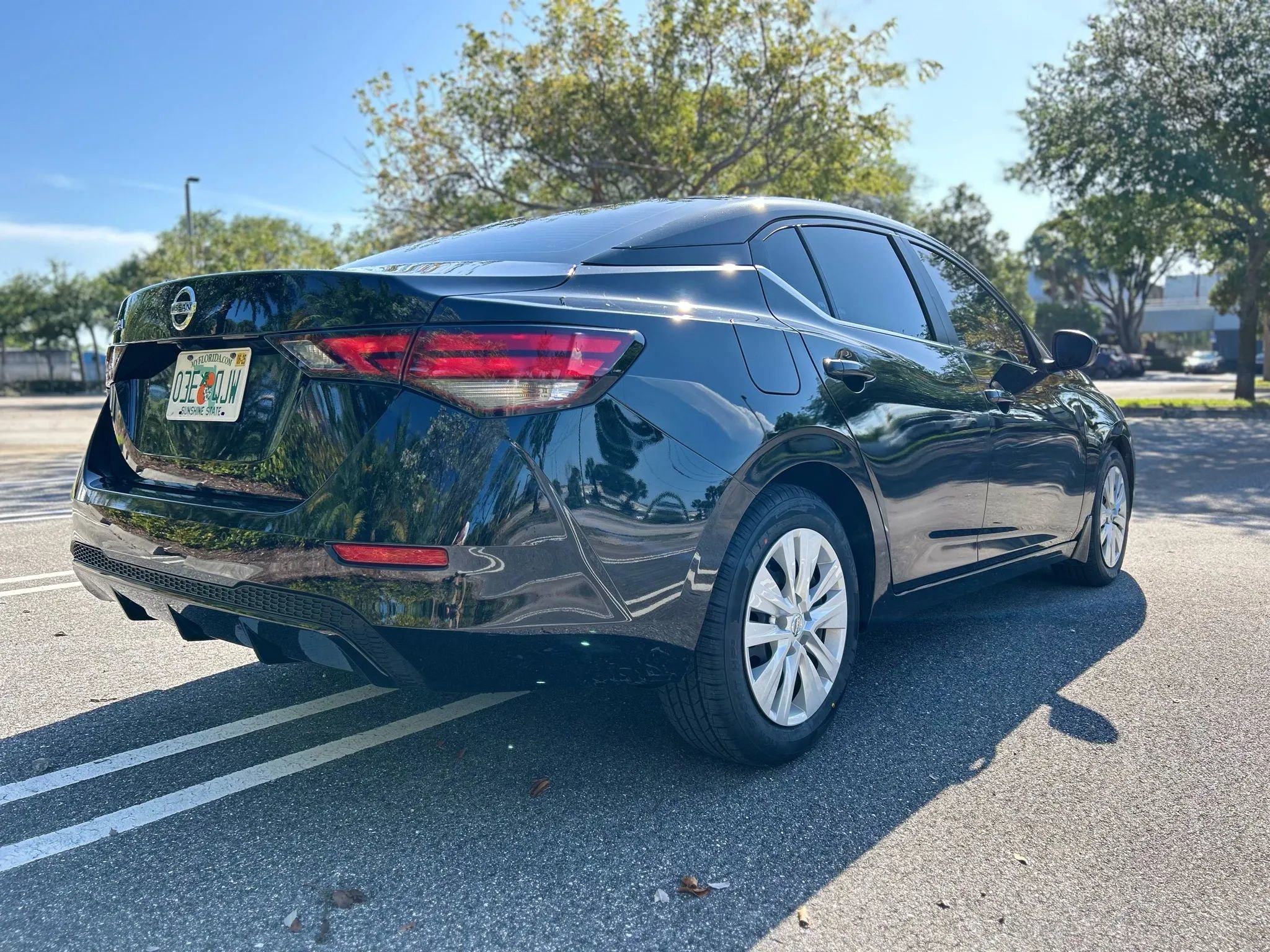 Used 2023 Nissan Sentra S image 8