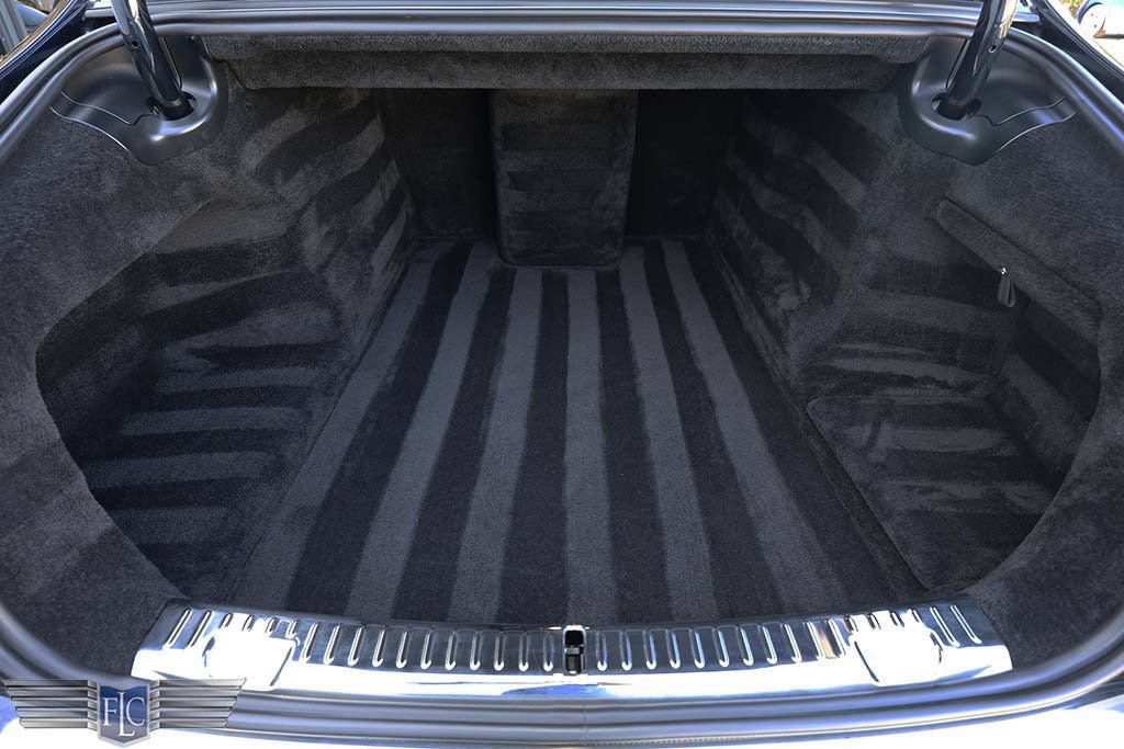 Used 2018 Rolls-Royce Phantom Sedan RWD image 47