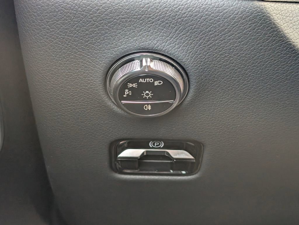 New 2026 Mercedes-Benz GLC 300 4MATIC image 21