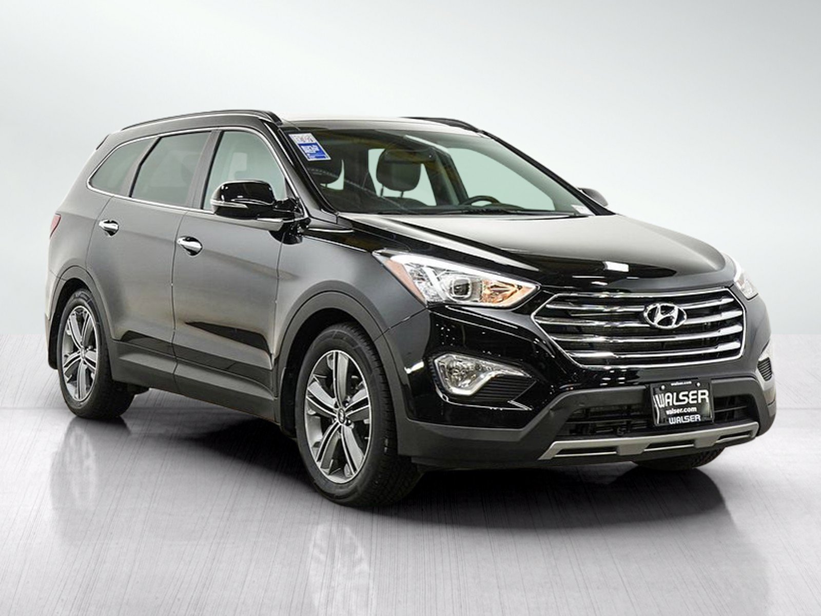 Used 2015 Hyundai Santa Fe GLS w/ Option Group 03 AWD/4WD image 7