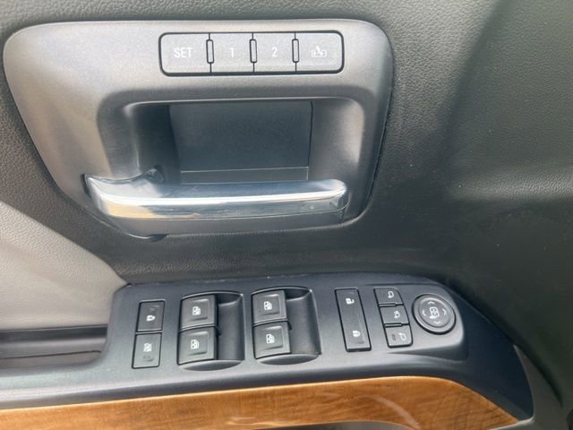 Used 2018 Chevrolet Silverado 1500 LTZ image 19