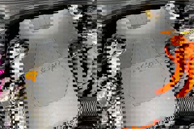 Used 2025 Hyundai Elantra Blue image 13