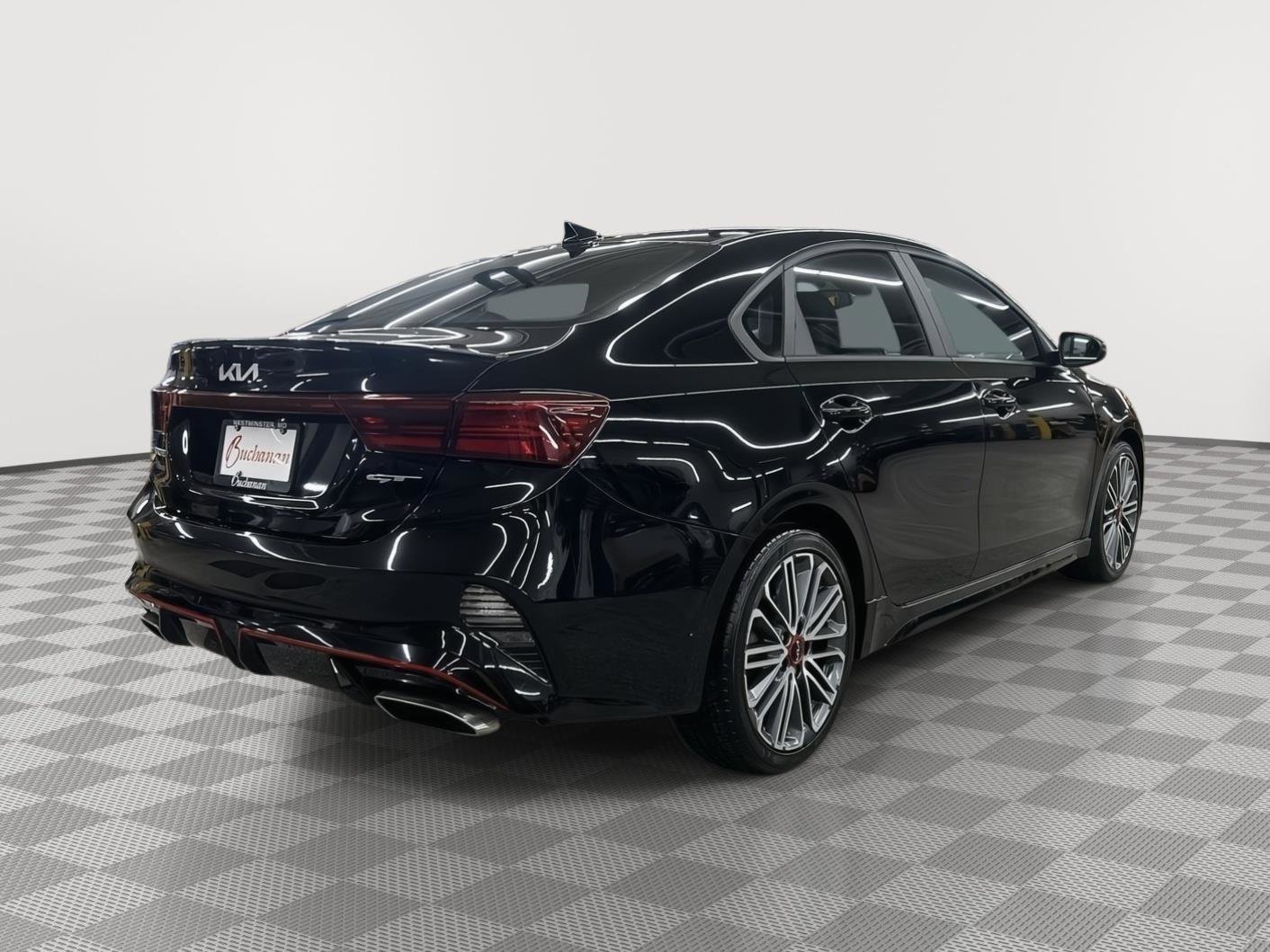 Used 2022 Kia Forte GT image 6