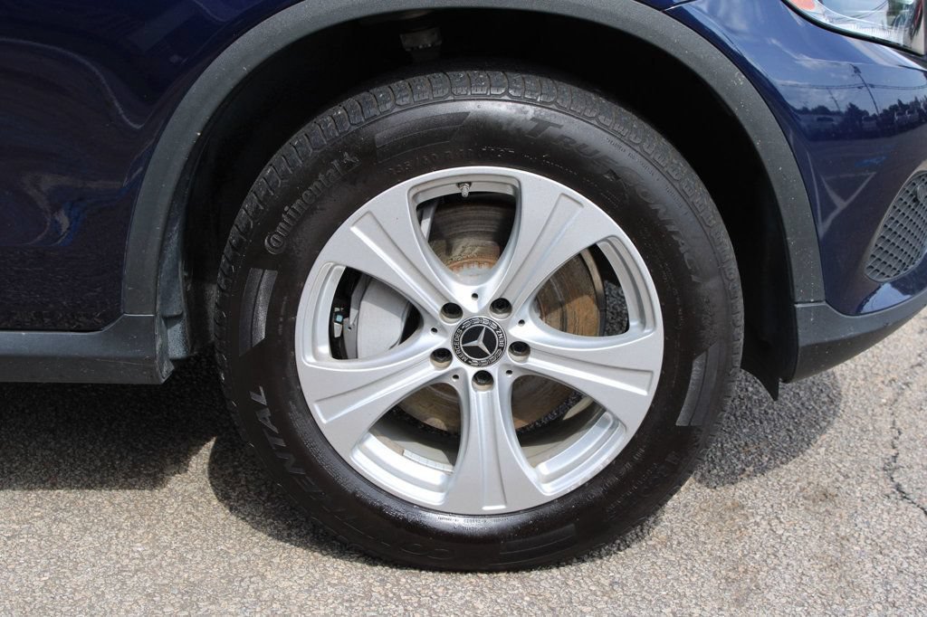 Used 2018 Mercedes-Benz GLC 300 4MATIC image 37