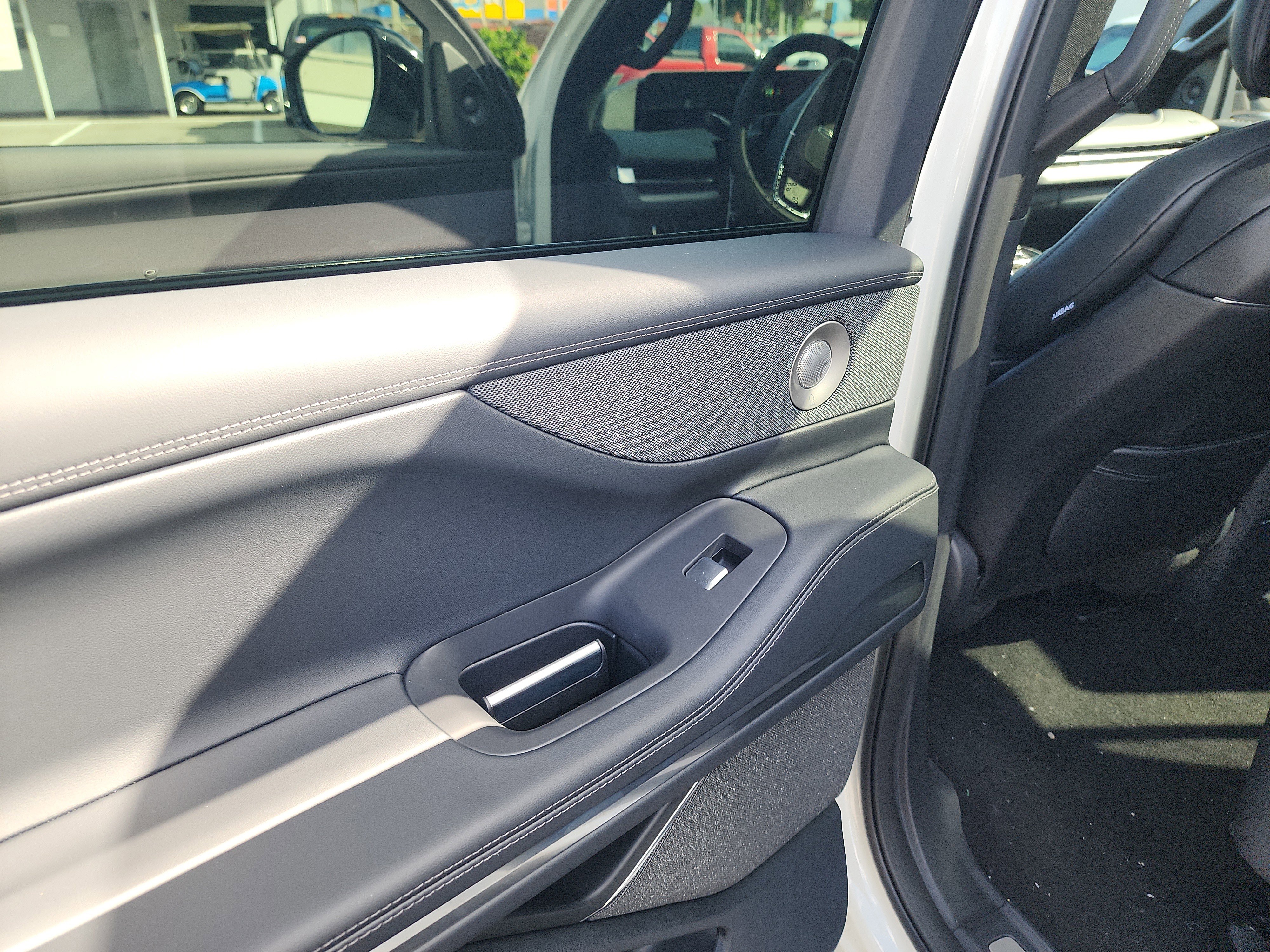 New 2026 Lincoln Navigator L Reserve w/ Jet Appearance Package image 20