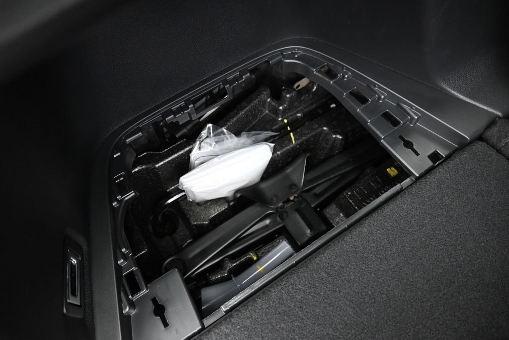 New 2026 Honda Pilot Touring image 29