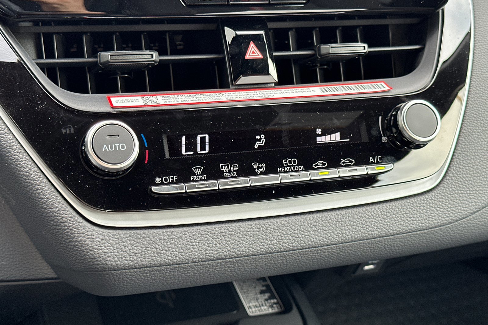 Certified 2026 Toyota Corolla SE w/ SE Premium Package image 19