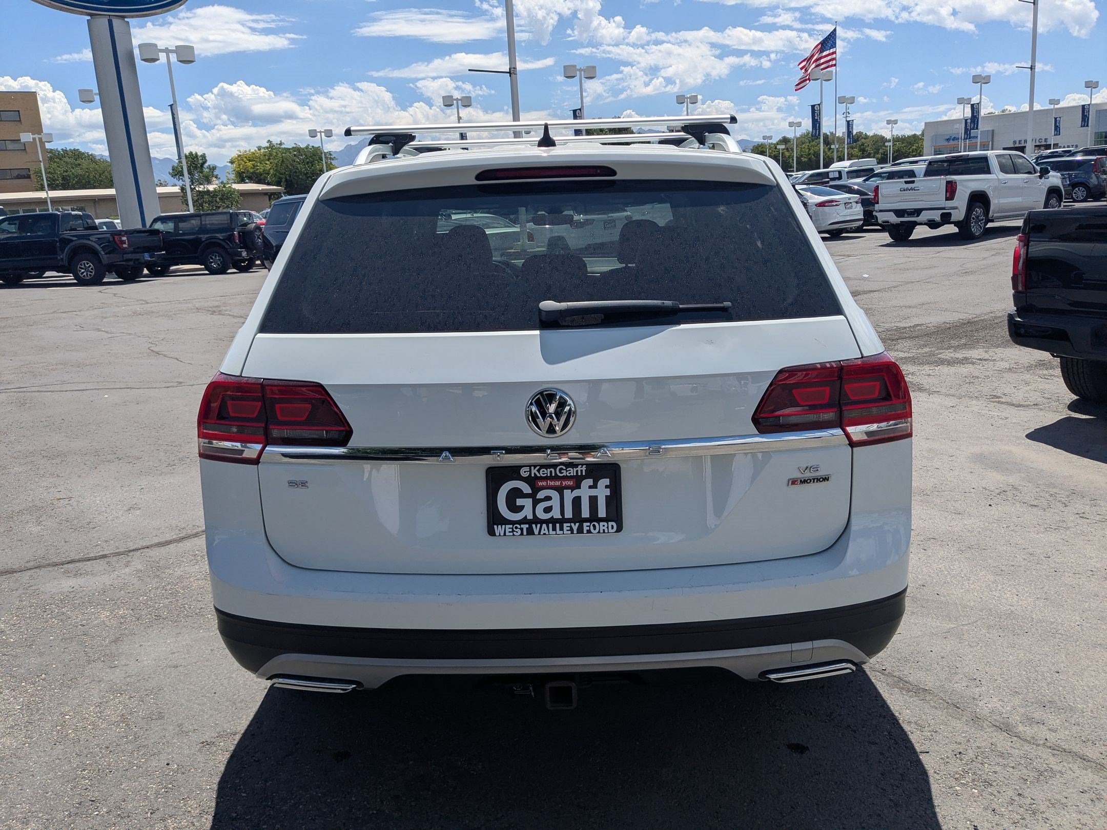 Used 2019 Volkswagen Atlas SE w/ Towing Package AWD/4WD image 5