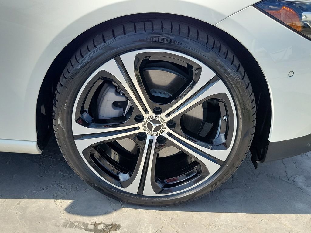 Used 2023 Mercedes-Benz C 300 Sedan image 29