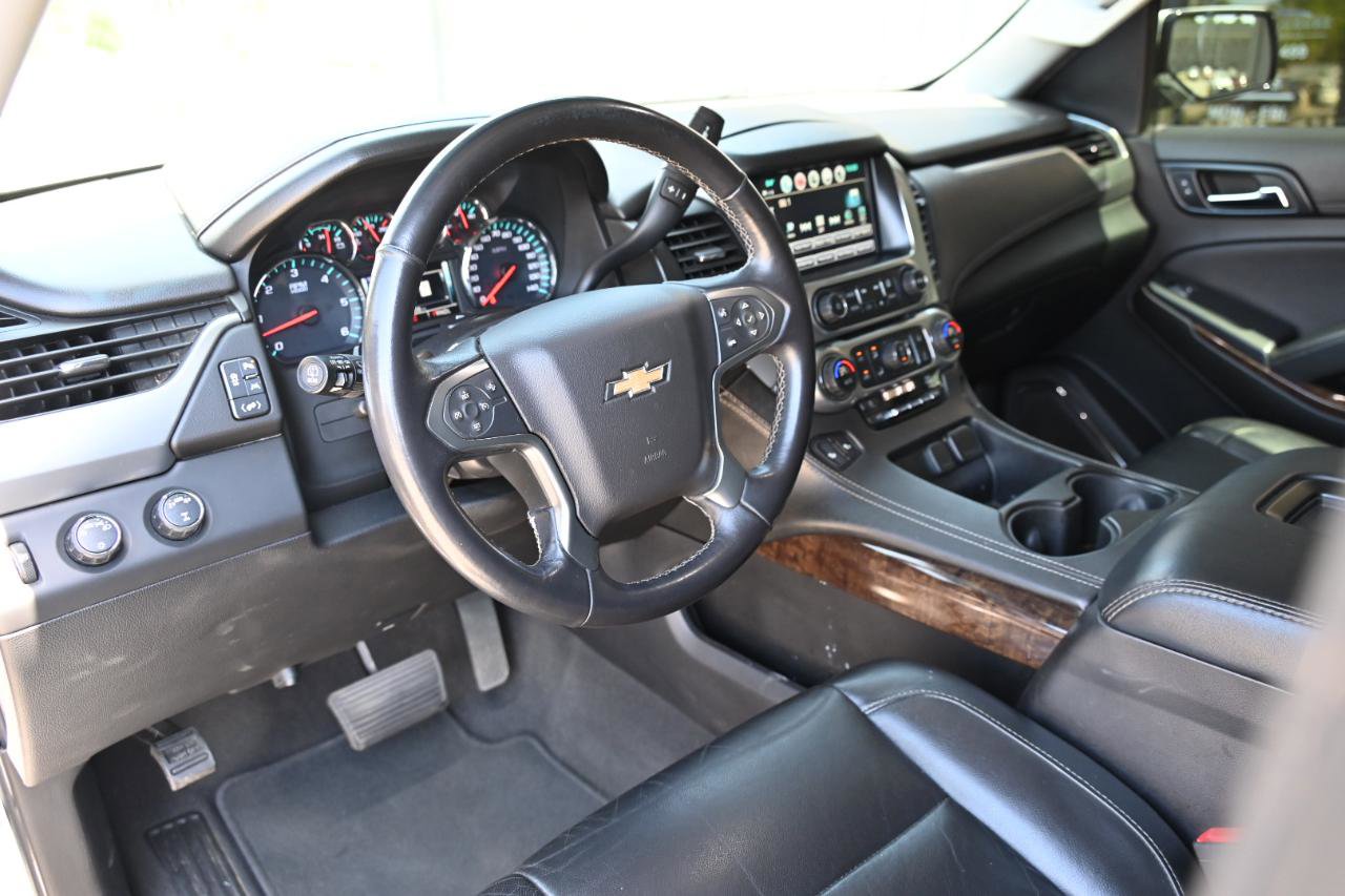 Used 2019 Chevrolet Suburban LT AWD/4WD image 27