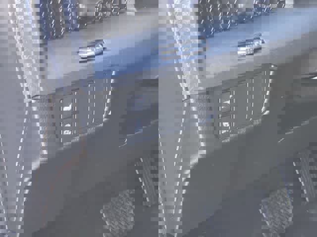 Used 2025 Honda CR-V Sport-L image 29