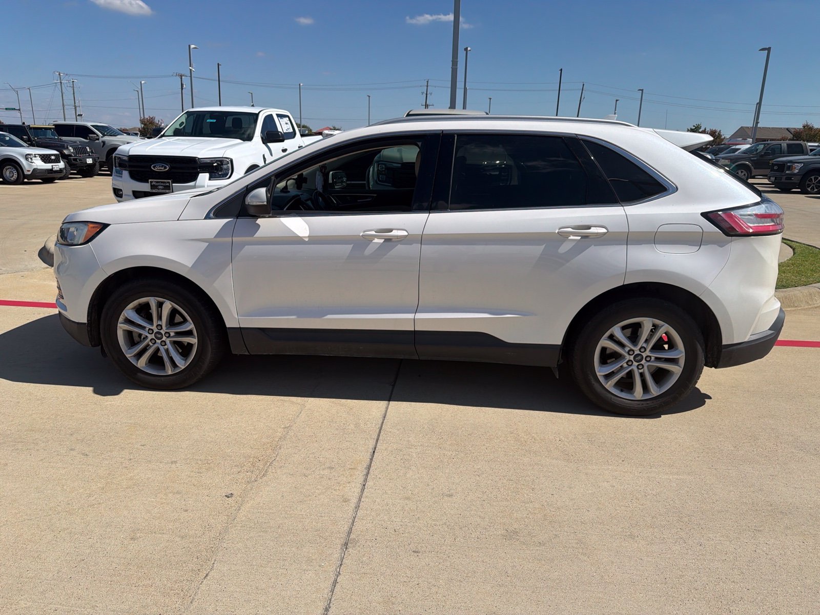 Used 2019 Ford Edge SEL w/ Equipment Group 201A FWD image 7