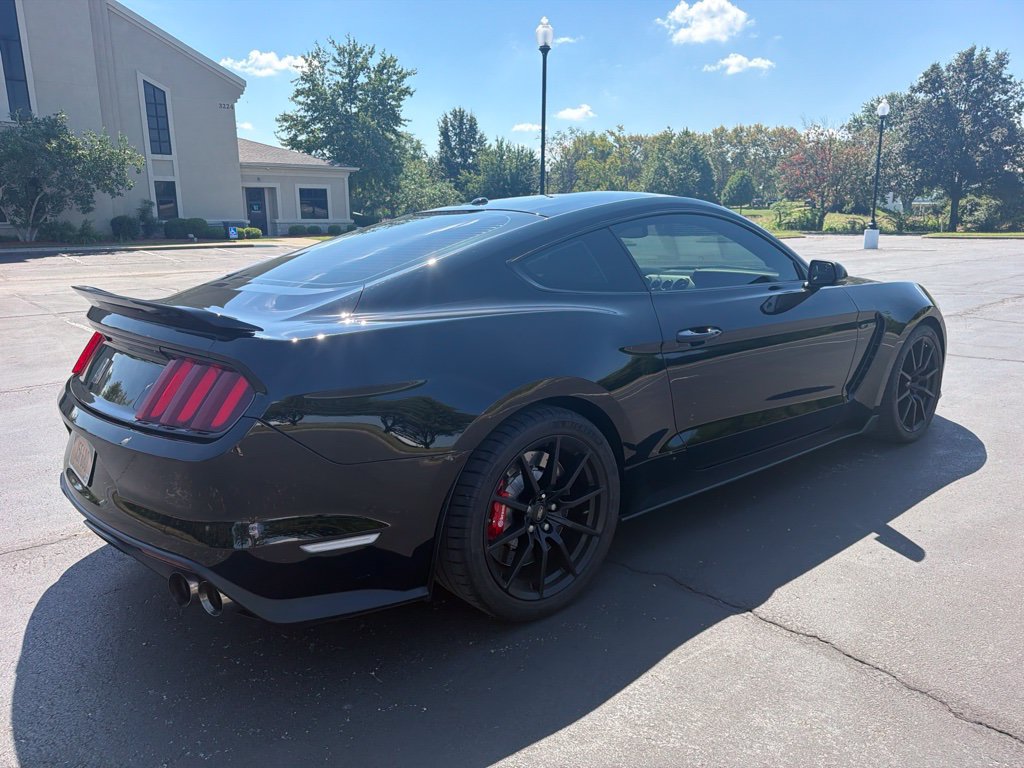 Used 2017 Ford Mustang Shelby GT350 w/ Electronics Package RWD image 3