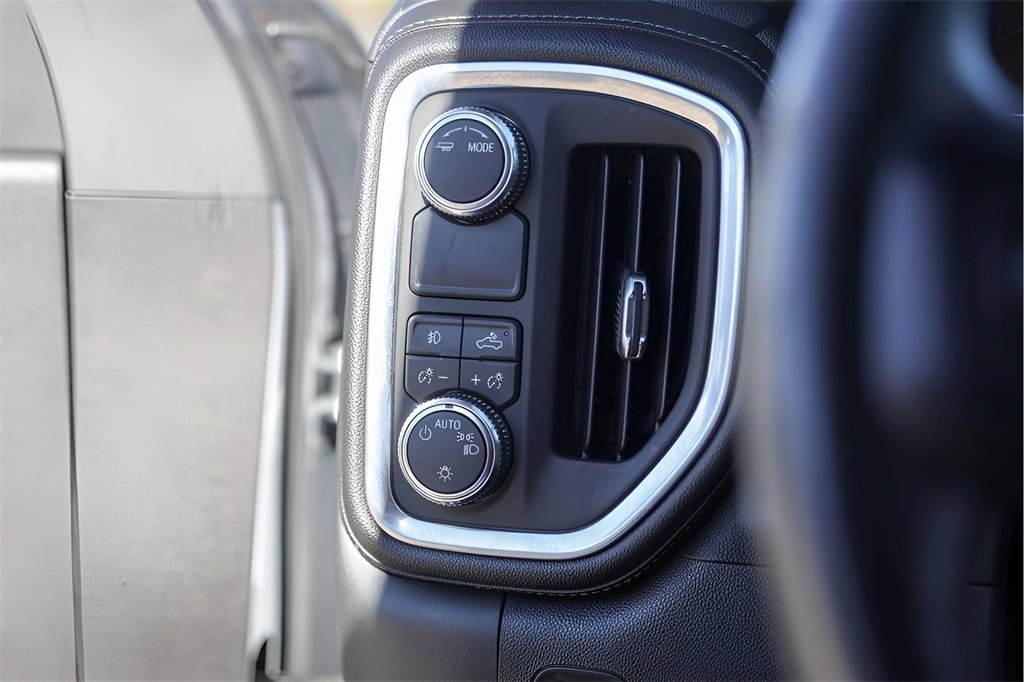 Used 2021 GMC Sierra 1500 Elevation image 17