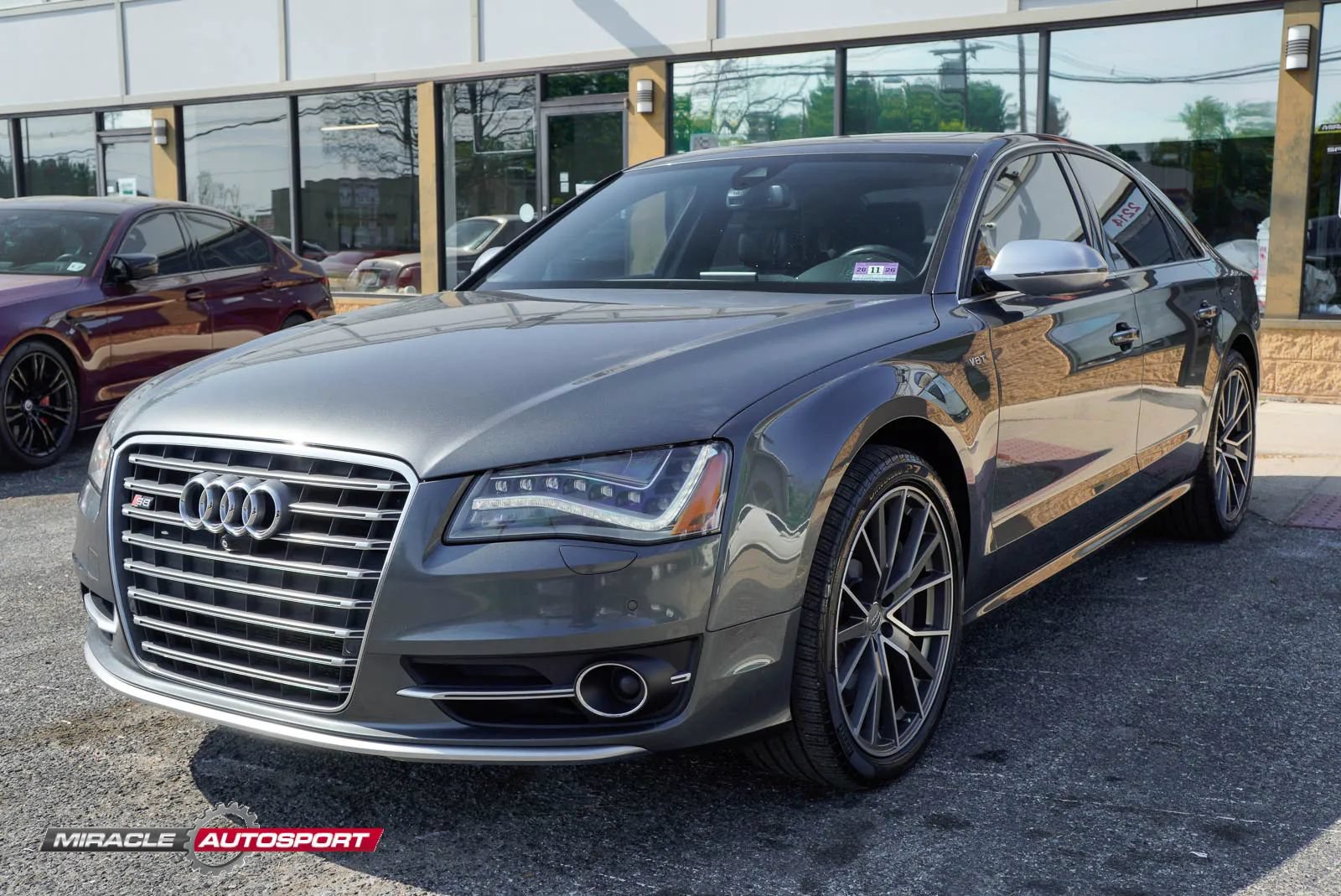 Used 2013 Audi S8 w/ Driver Assistance Pkg AWD/4WD image 3