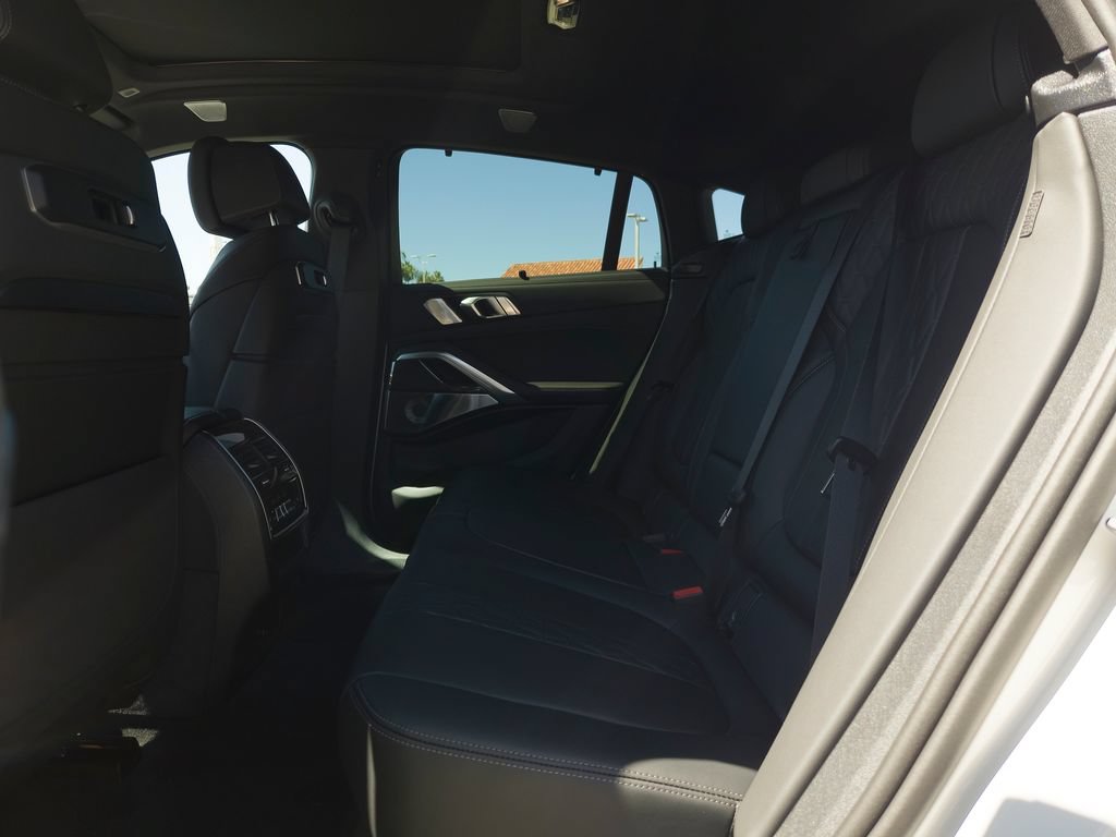 New 2027 BMW X6 M60i AWD/4WD image 8