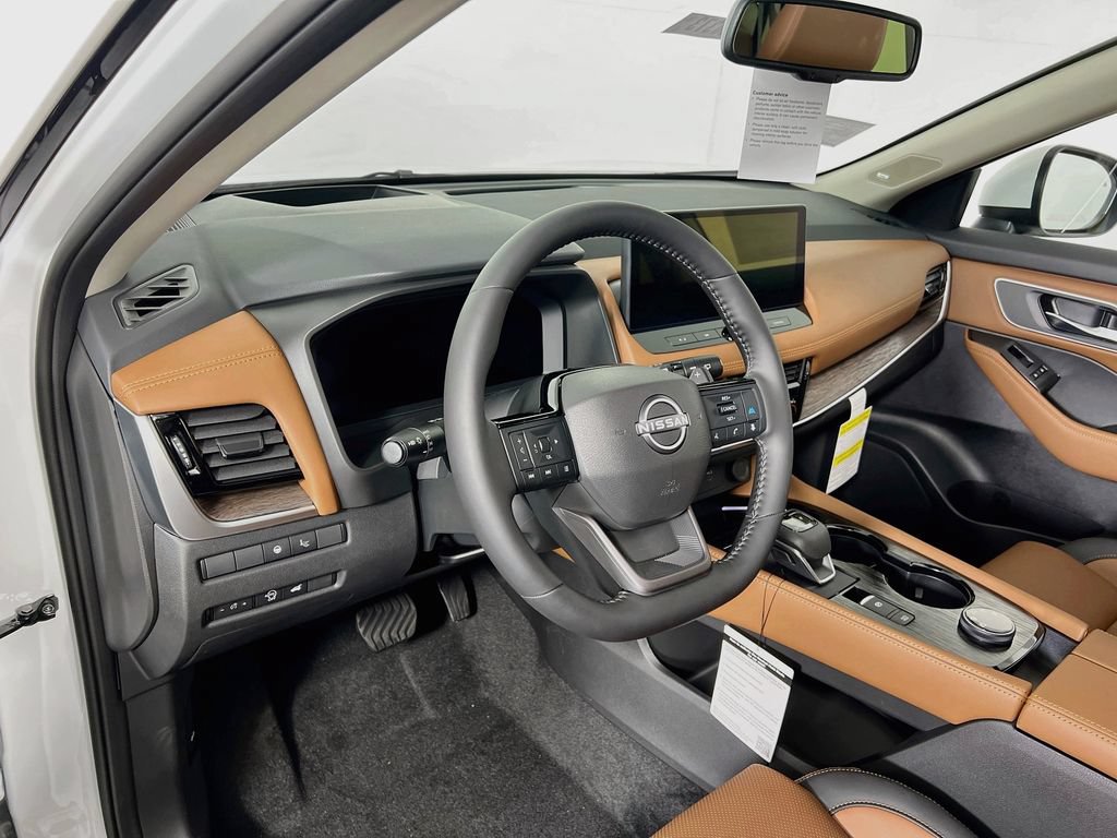 New 2026 Nissan Rogue Platinum AWD/4WD image 8