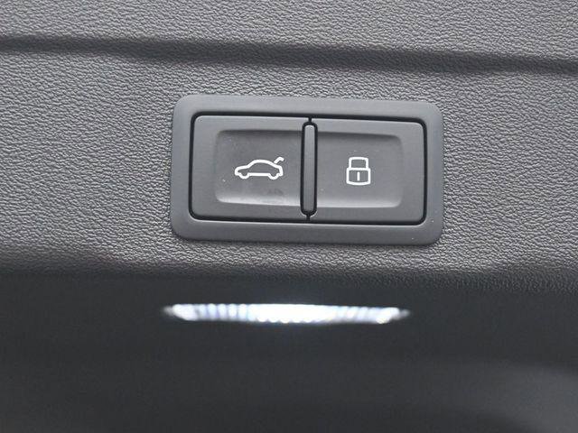 Used 2025 Audi S5 Prestige image 32