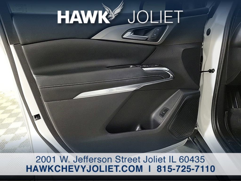 Used 2024 Chevrolet Traverse LT w/ Midnight/Sport Edition FWD image 21