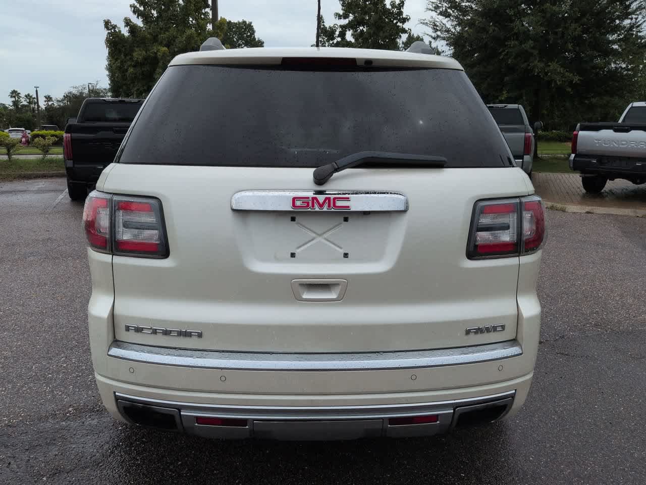 Used 2015 GMC Acadia Denali AWD/4WD image 5