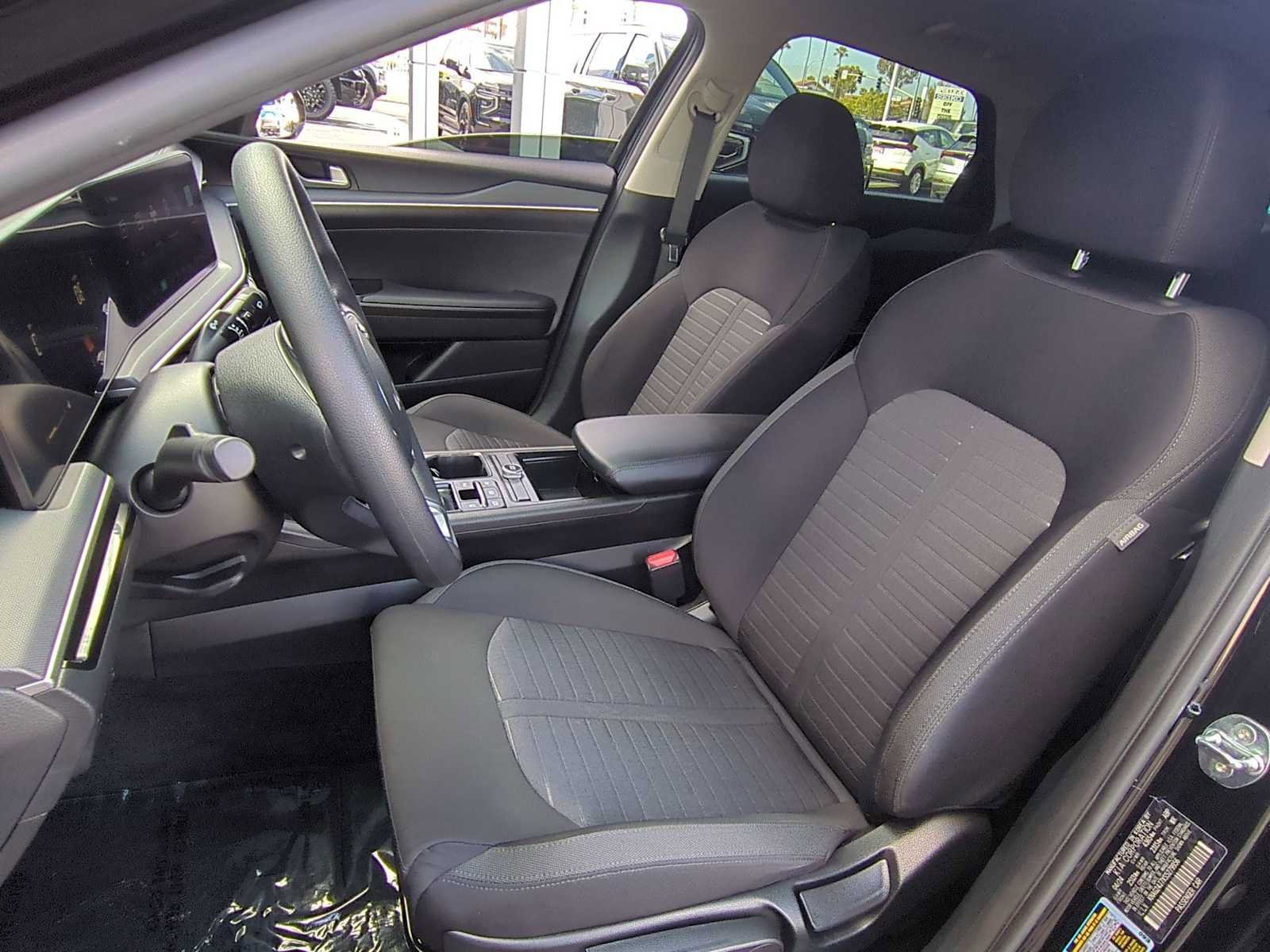 Used 2025 Kia K5 LXS FWD image 22