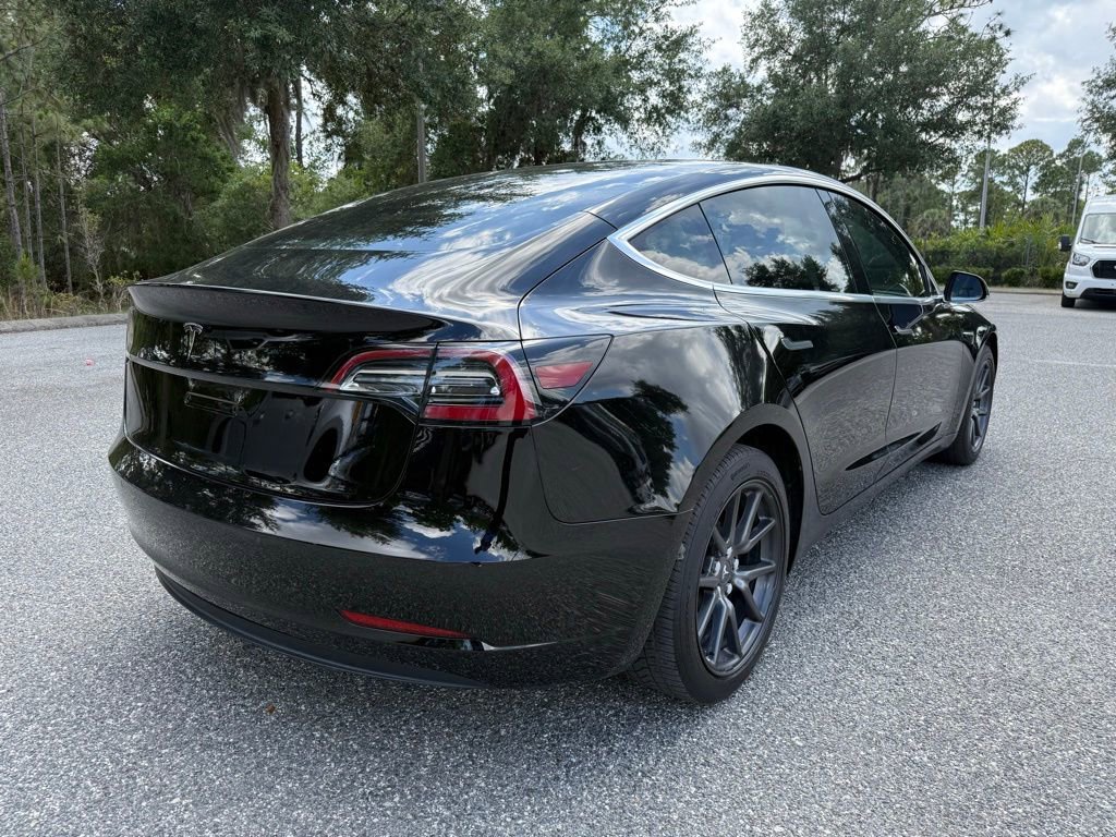 Used 2019 Tesla Model 3 Standard Range Plus RWD image 9