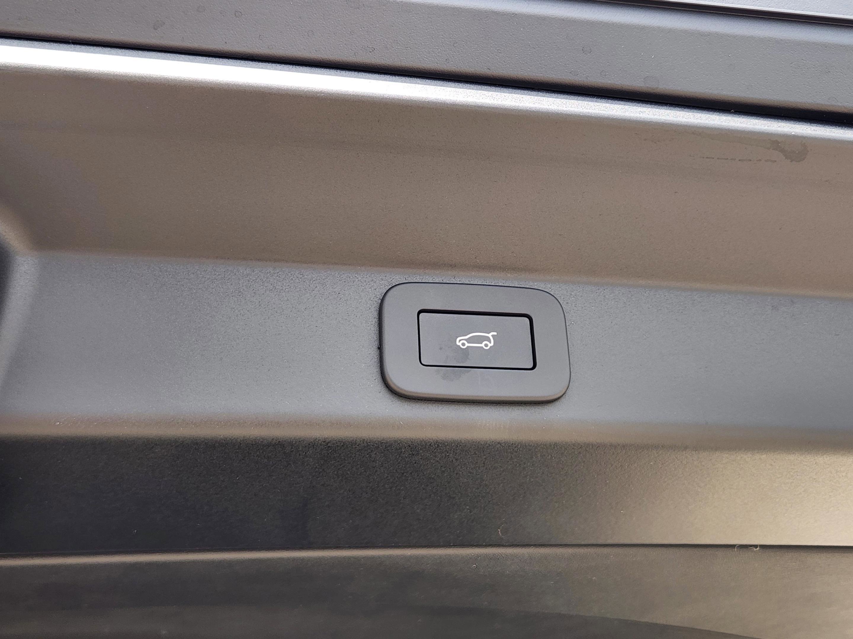 New 2026 Land Rover Range Rover Sport Dynamic SE AWD/4WD image 33
