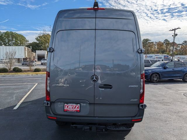 New 2024 Mercedes-Benz Sprinter 144 Cargo image 6