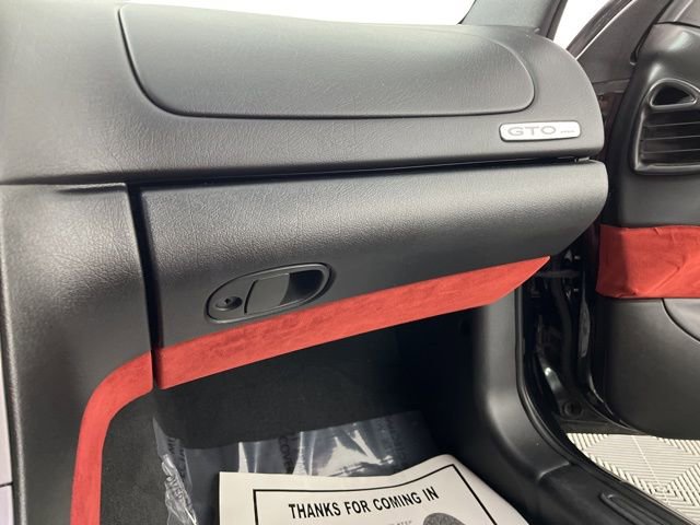 Used 2005 Pontiac GTO image 32