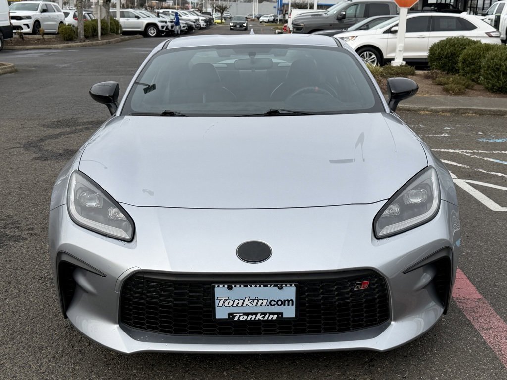 Used 2024 Toyota GR86 Premium image 3