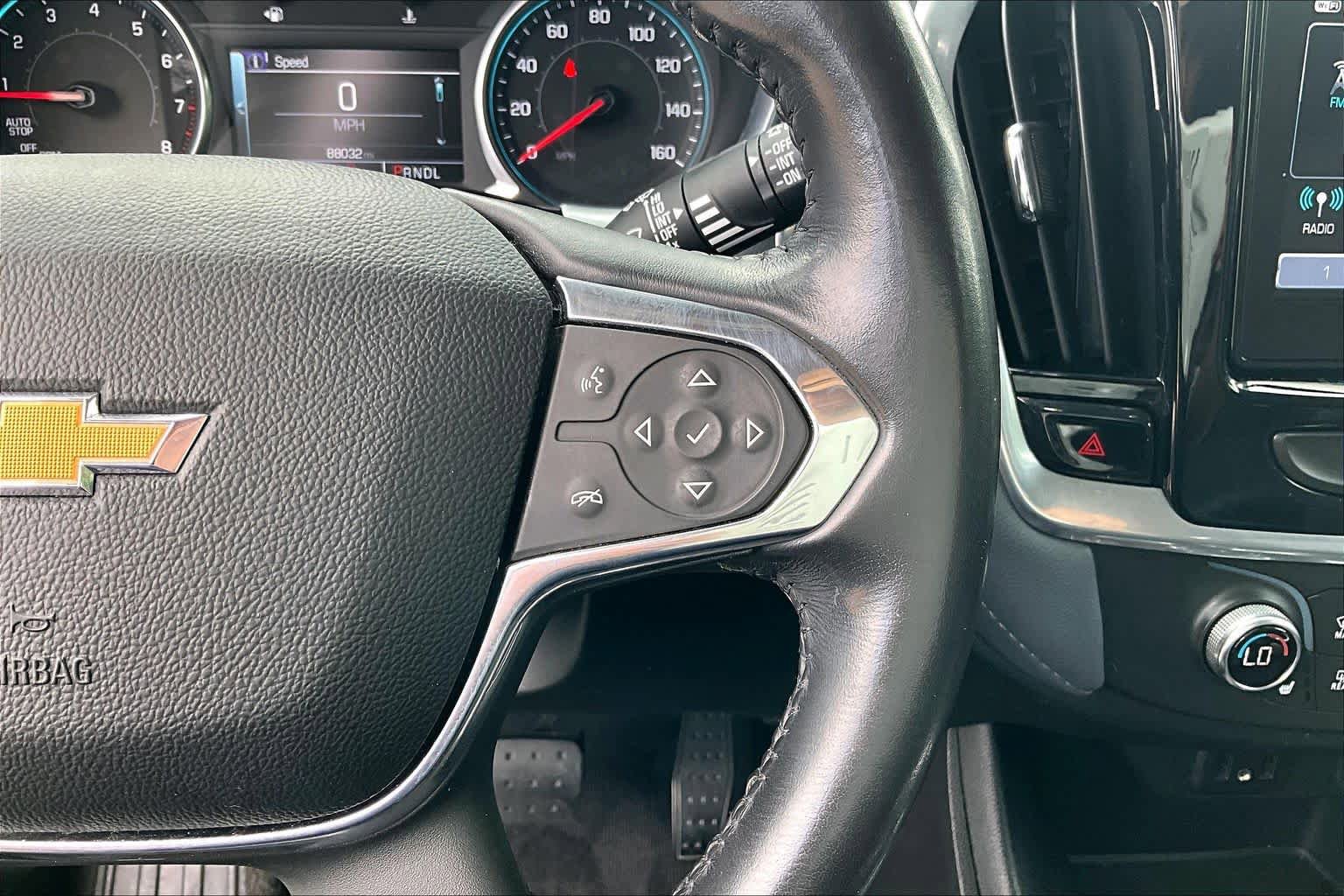 Used 2019 Chevrolet Traverse LT FWD image 24