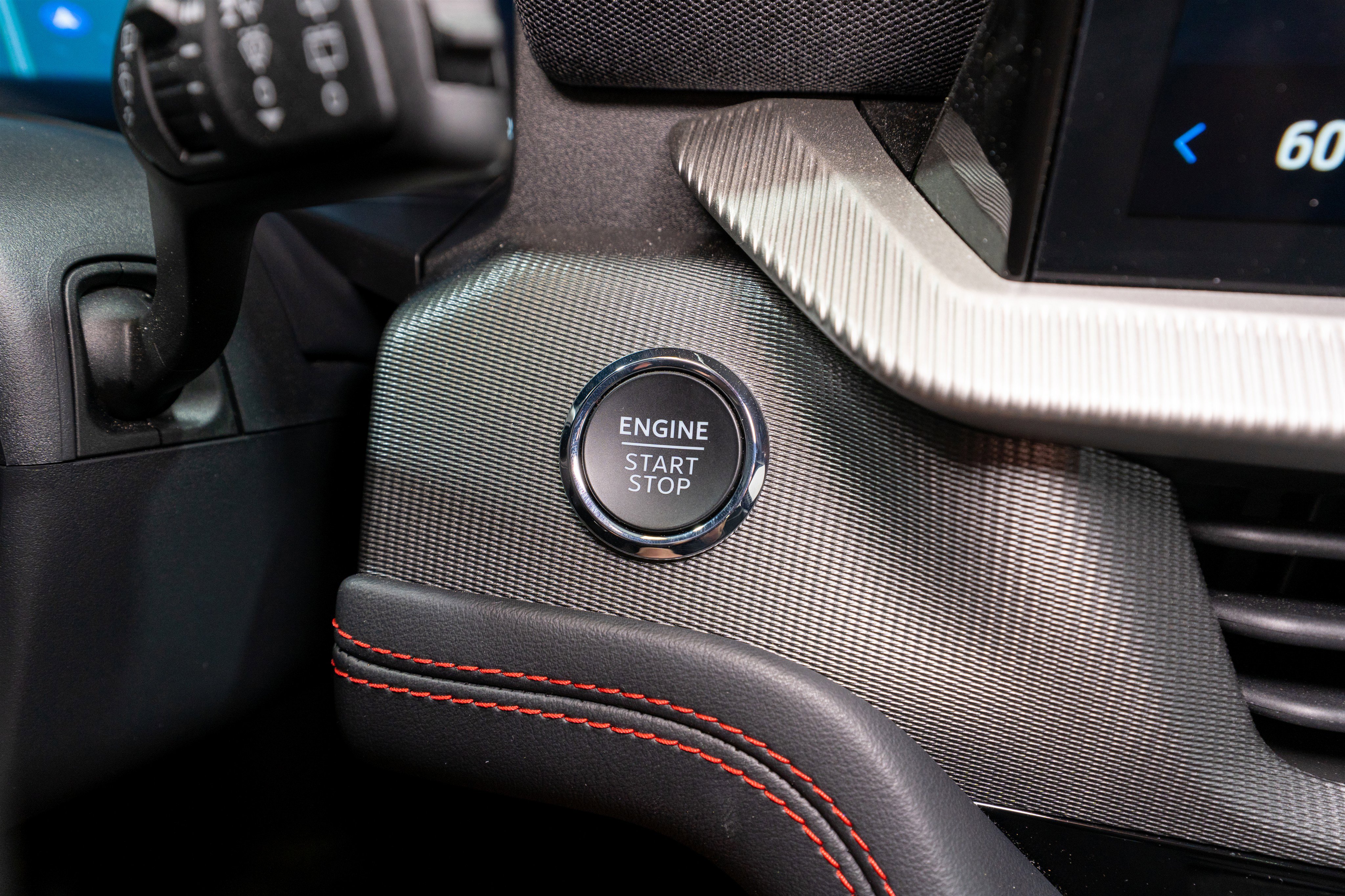 Used 2025 Ford Explorer ST w/ Sun And Sound Package image 32