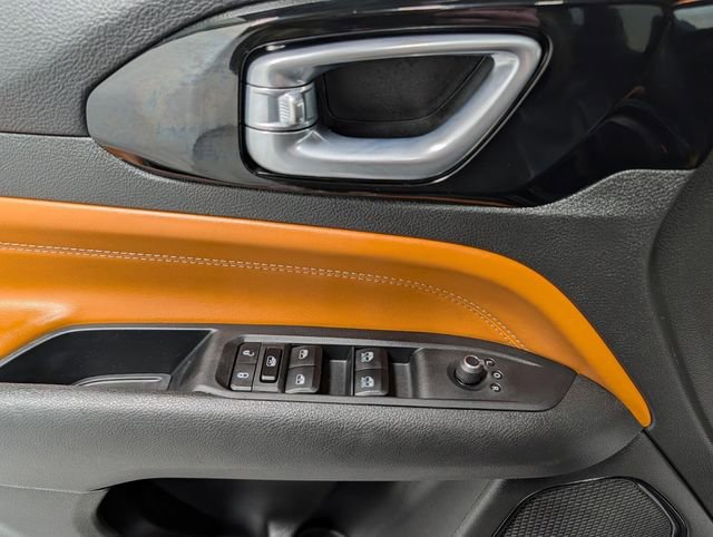 Used 2024 Jeep Compass Limited image 15