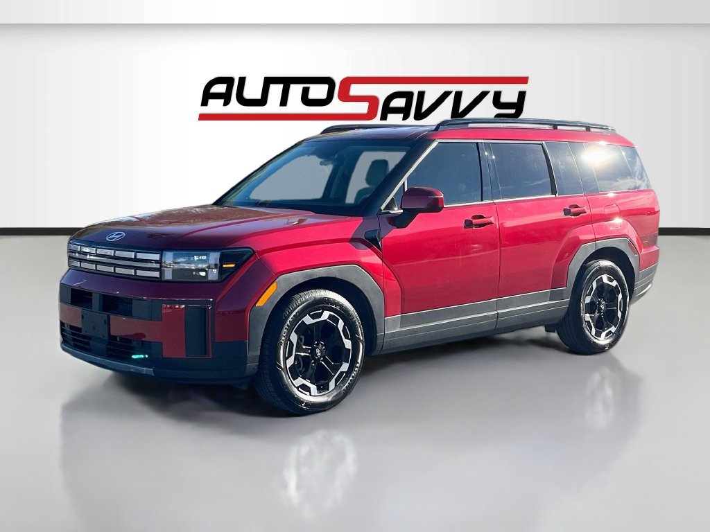 Used 2025 Hyundai Santa Fe SEL FWD image 3