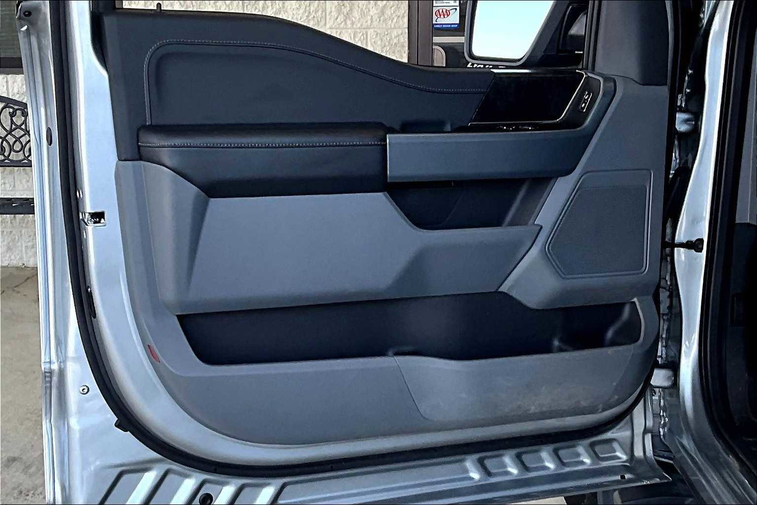 Used 2023 Ford F150 XLT w/ Equipment Group 301A Mid image 16