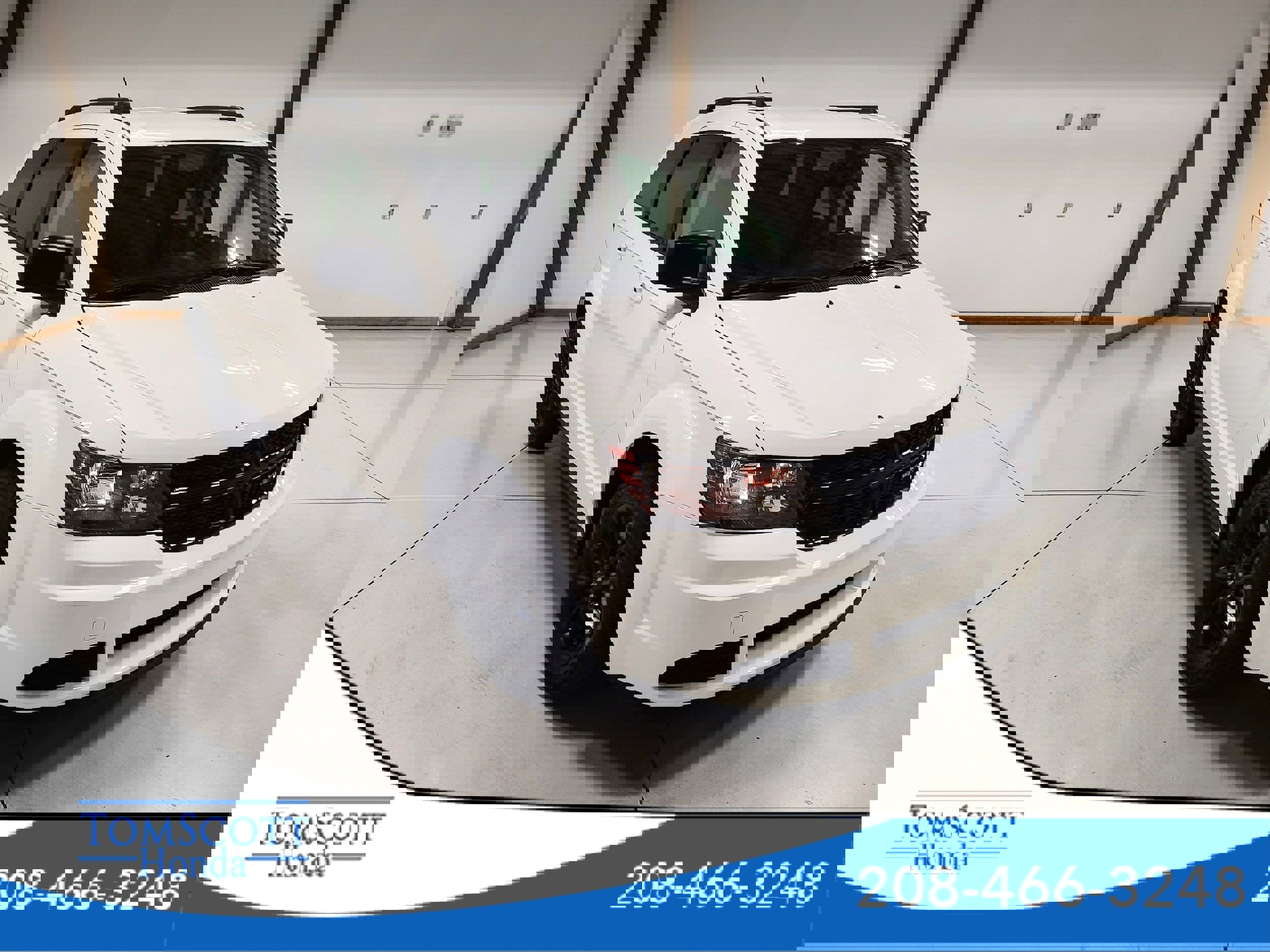 Used 2020 Dodge Journey SE w/ SE Popular Equipment Group image 1