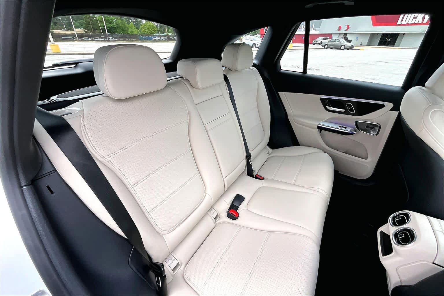 Used 2026 Mercedes-Benz GLC 300 4MATIC image 20