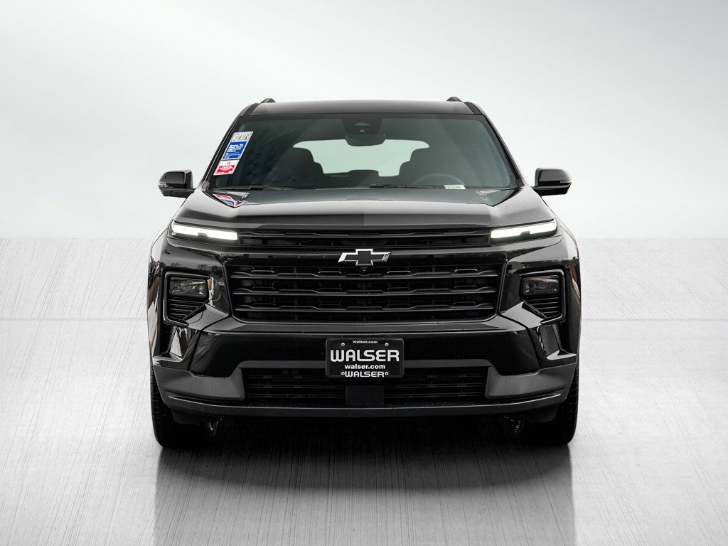 New 2026 Chevrolet Traverse LT w/ Midnight/Sport Edition image 2