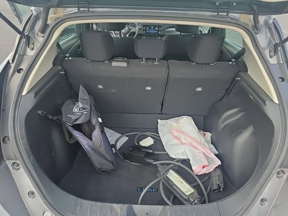 Used 2023 Nissan Leaf S FWD image 13